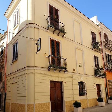 Bed & Breakfast L'Aquilino อีเกลเซียส ภายนอก รูปภาพ