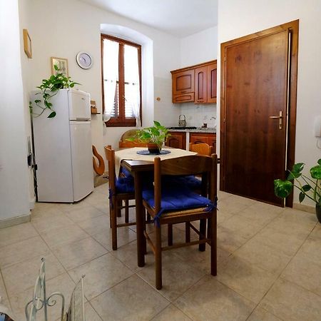 Bed & Breakfast L'Aquilino อีเกลเซียส ภายนอก รูปภาพ