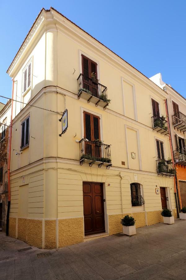Bed & Breakfast L'Aquilino อีเกลเซียส ภายนอก รูปภาพ